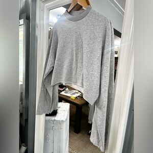 PRIV cropped sweater